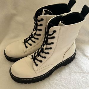 White Chunky Boot